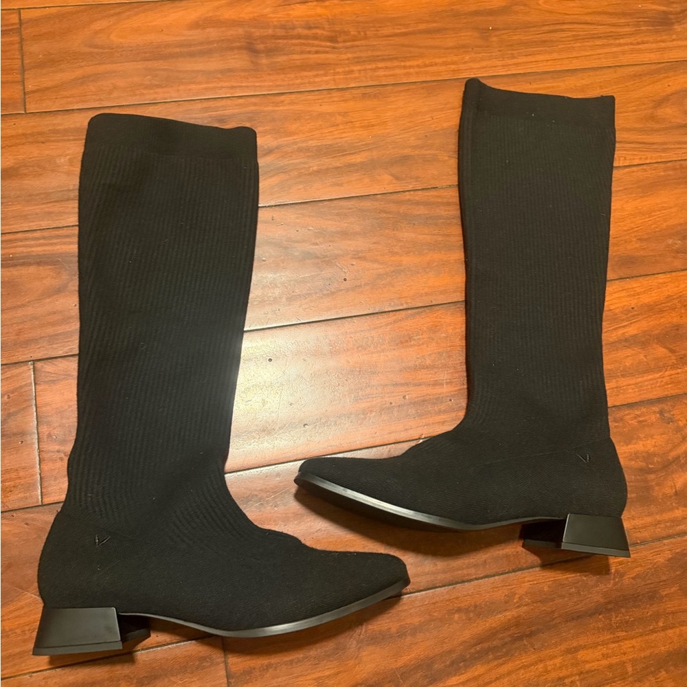 Vivaia Tessa Round-Toe Water-Repellent Wool Knee High Boots - Picture 6 of 16